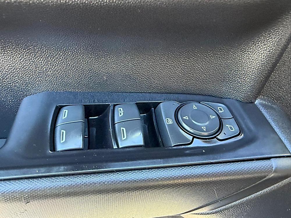 Chevrolet Silverado 1500 Crew Cab photo 105