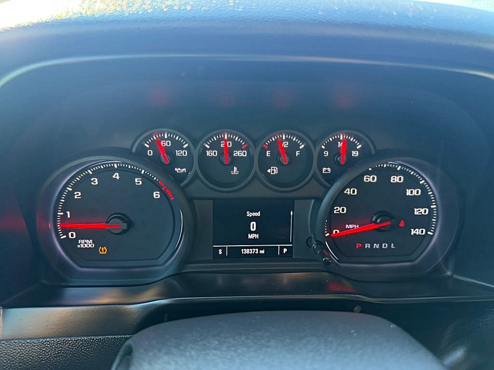 Chevrolet Silverado 1500 Crew Cab photo 112