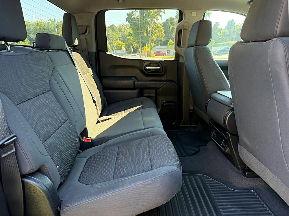 Chevrolet Silverado 1500 Crew Cab photo 117