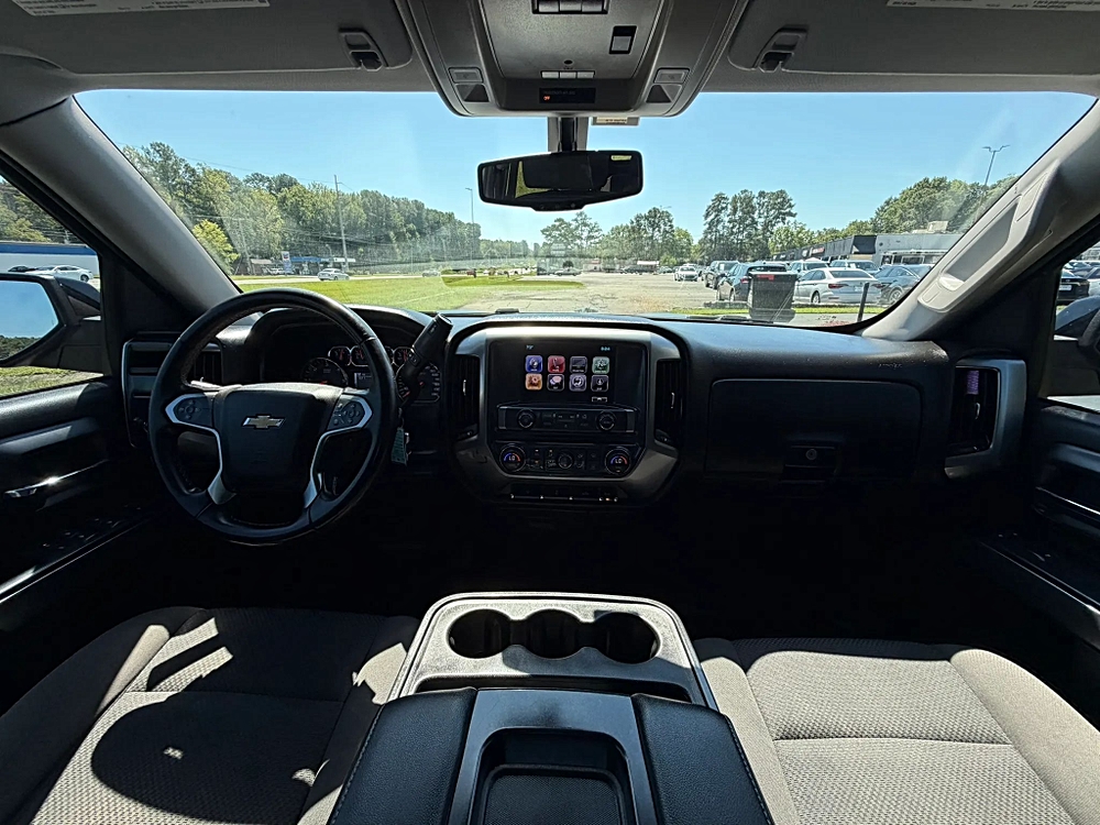 Chevrolet Silverado 1500 Crew Cab photo 30