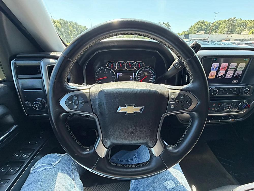 Chevrolet Silverado 1500 Crew Cab photo 32