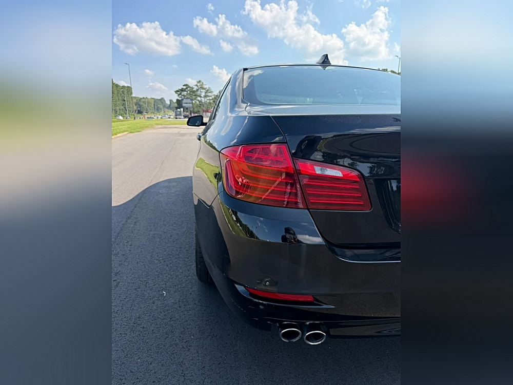BMW 5 Series photo 13