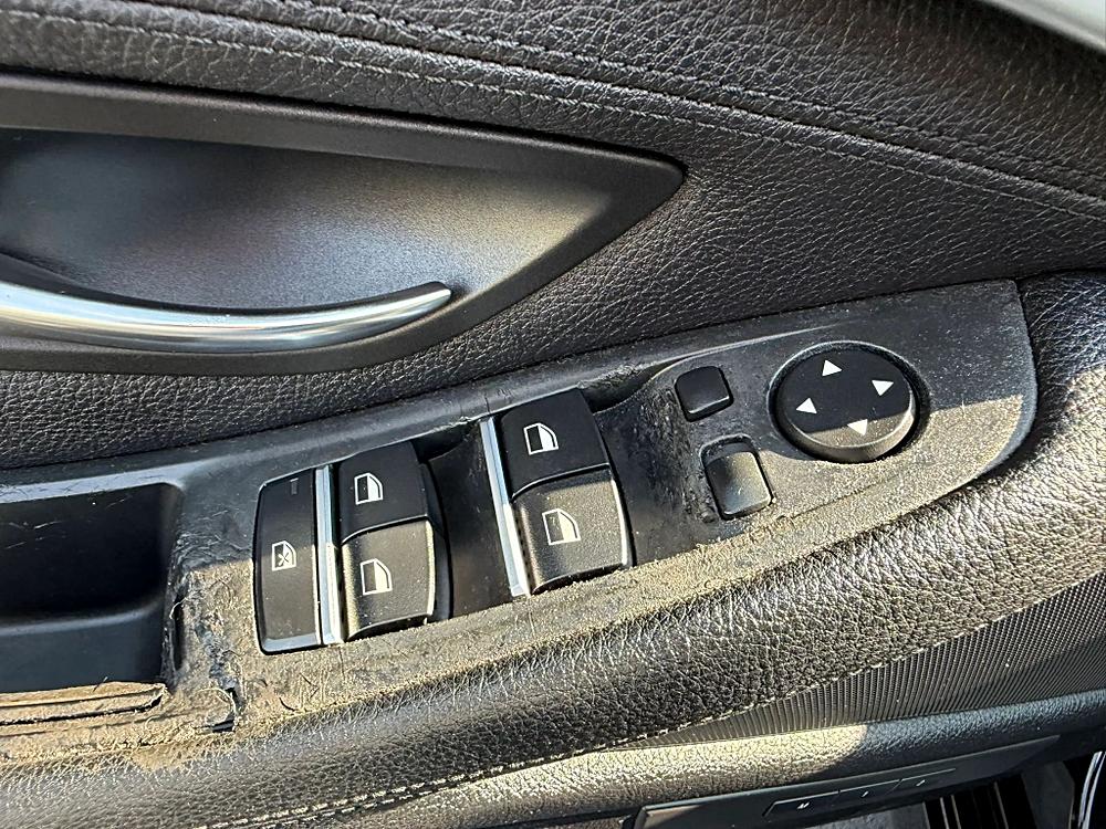 BMW 5 Series photo 20