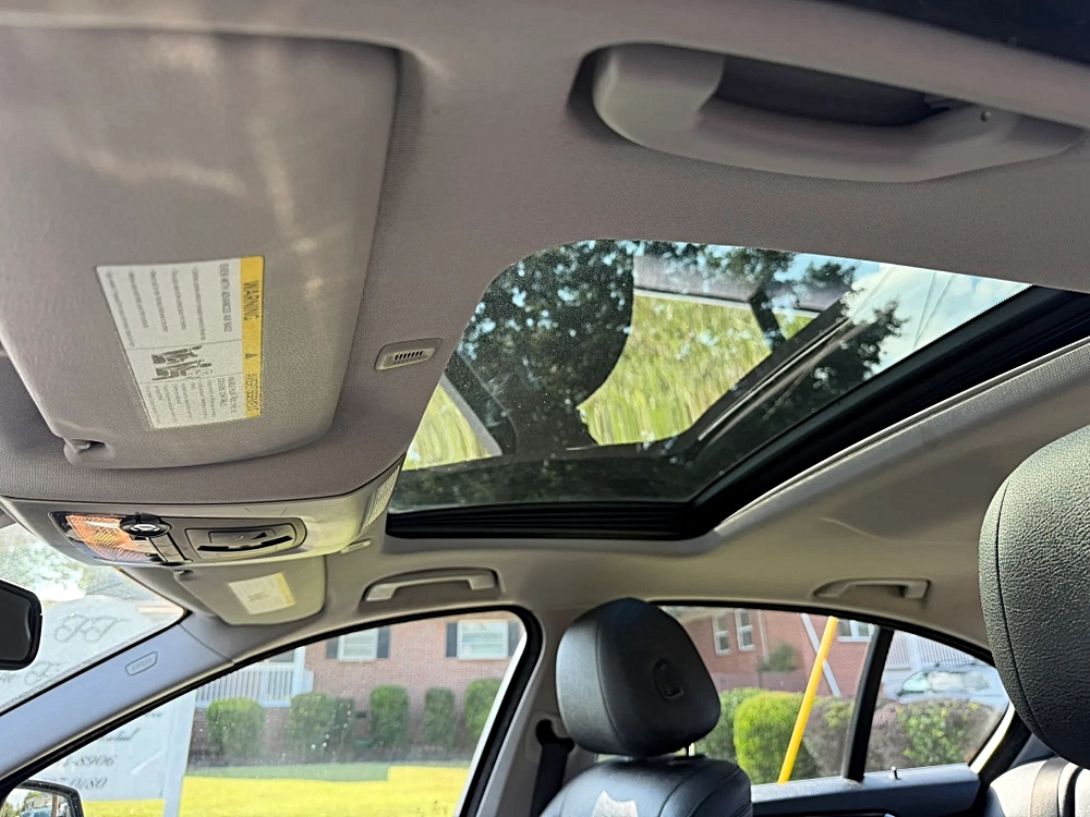 BMW 5 Series photo 33