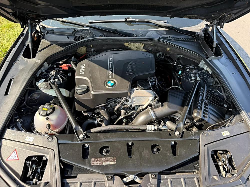 BMW 5 Series photo 41