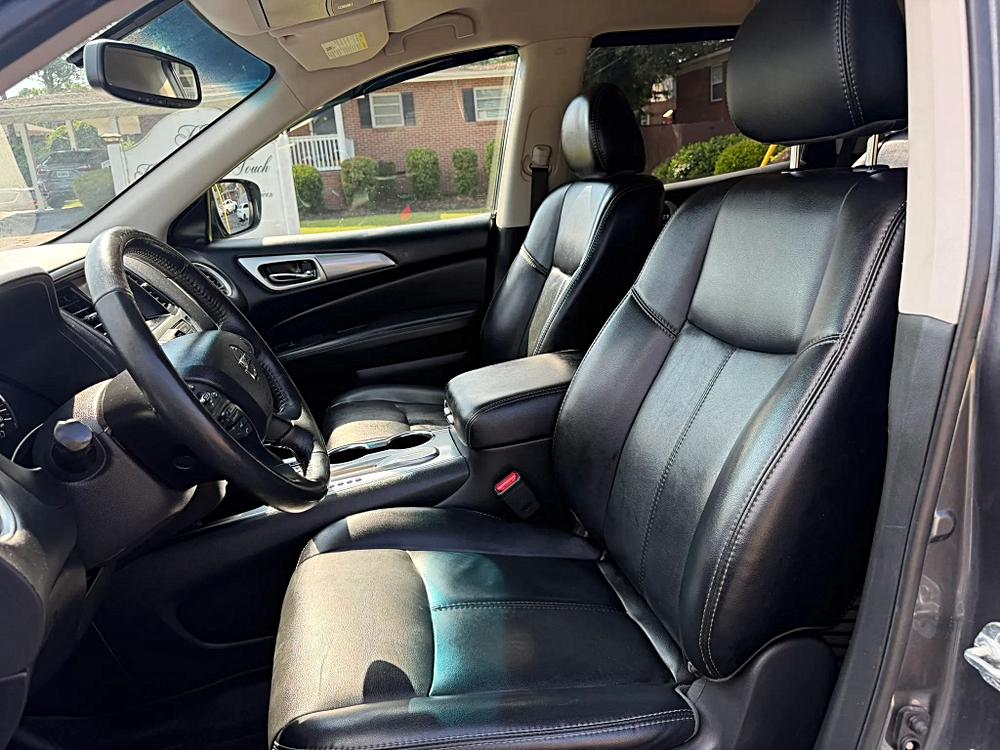 Nissan Pathfinder photo 17