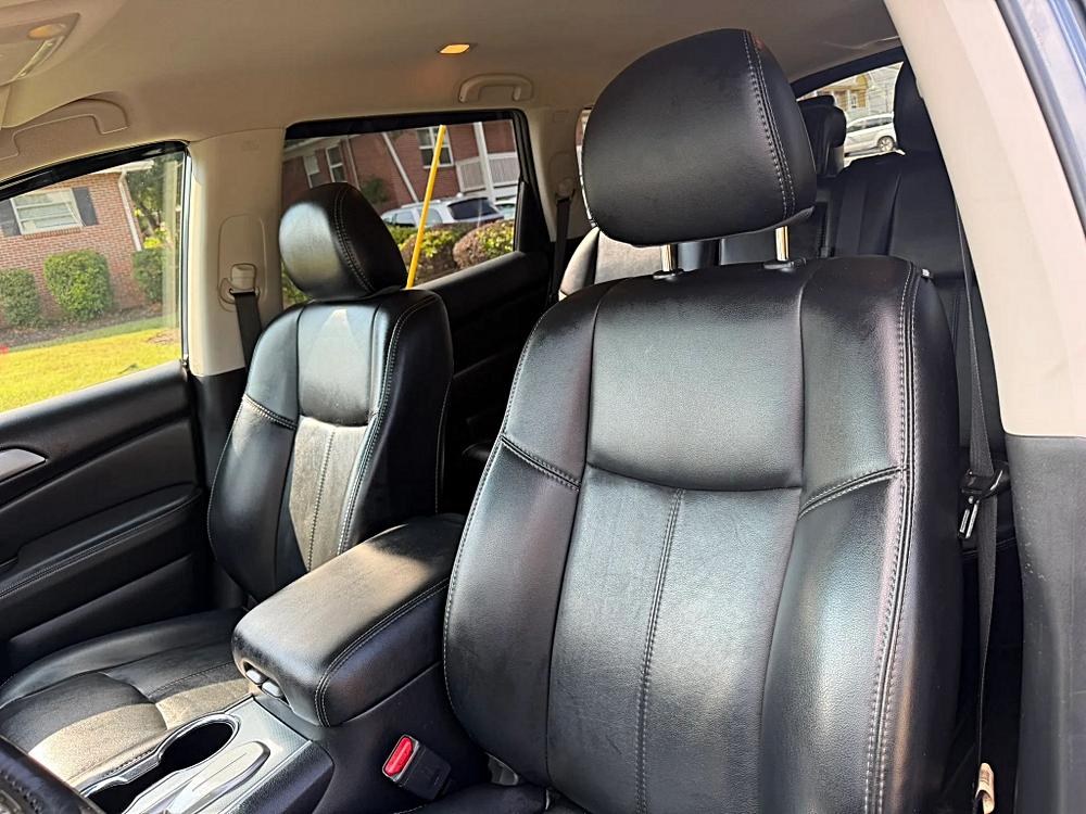 Nissan Pathfinder photo 18