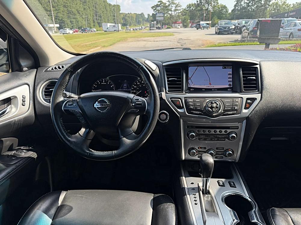 Nissan Pathfinder photo 28