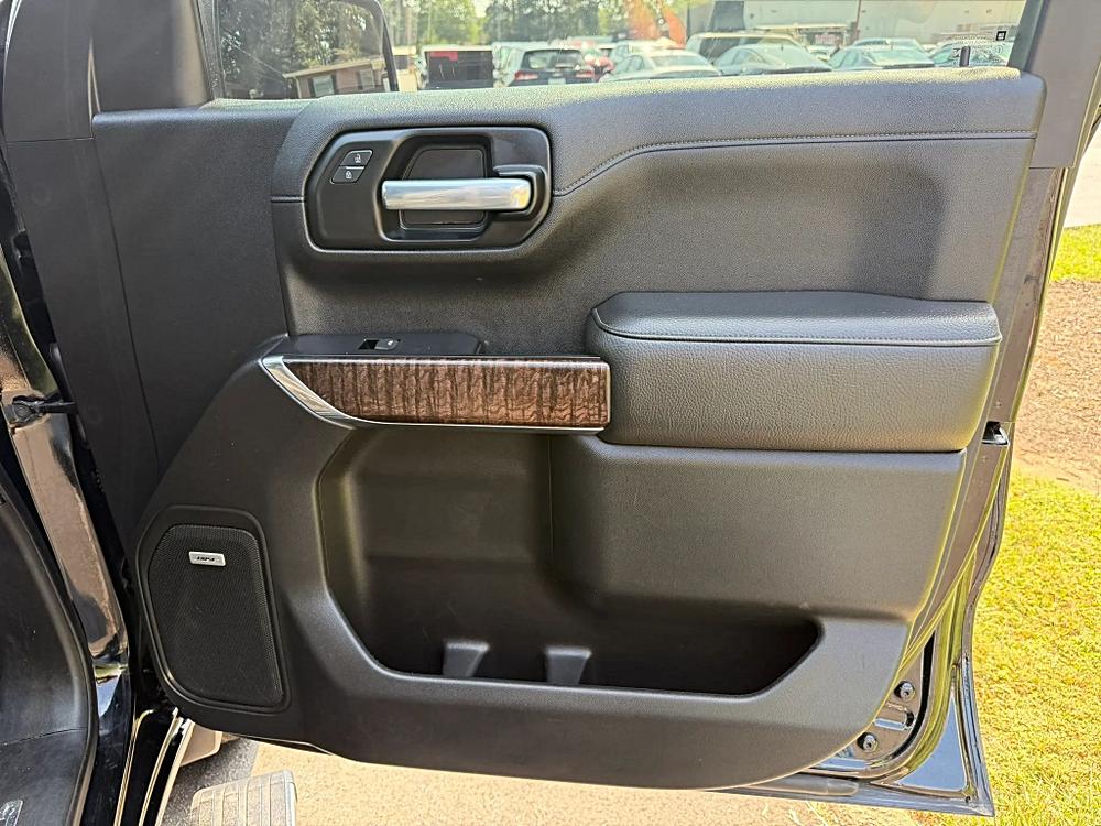 GMC Sierra photo 19