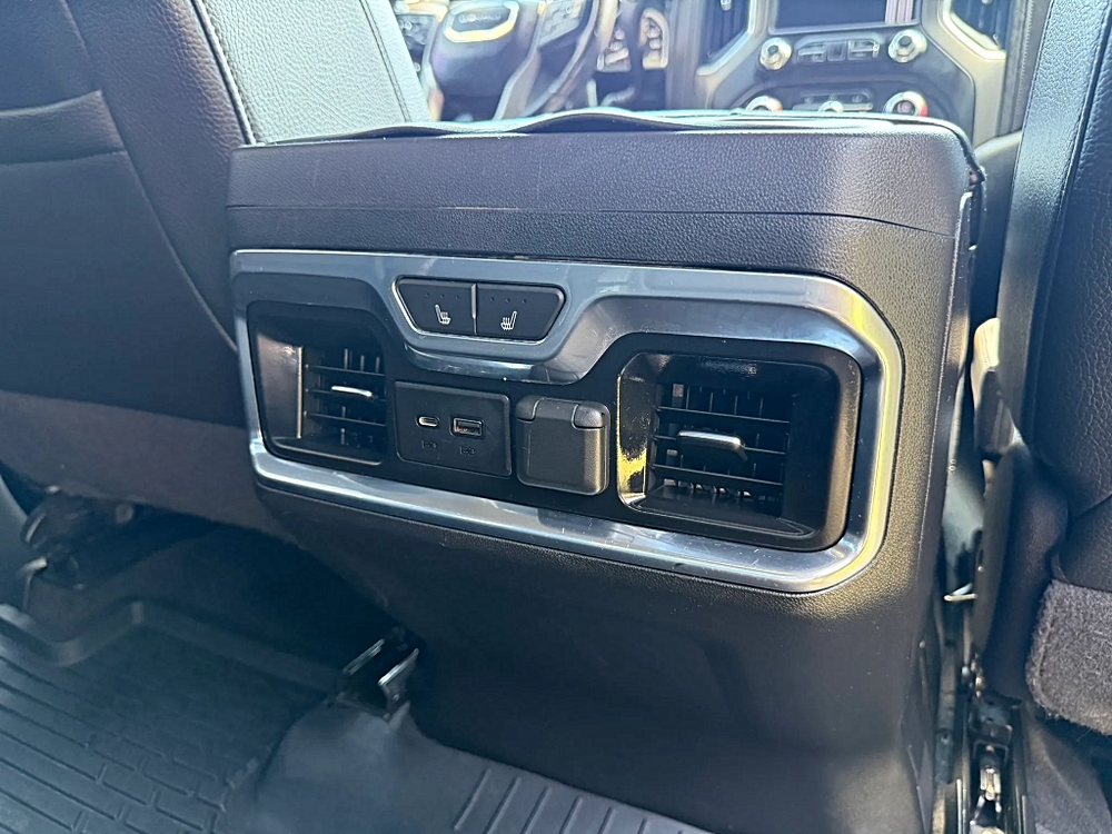 GMC Sierra photo 32