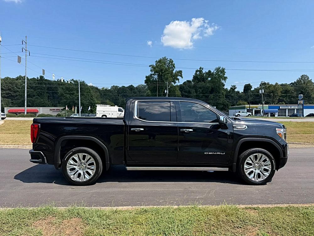 GMC Sierra photo 8
