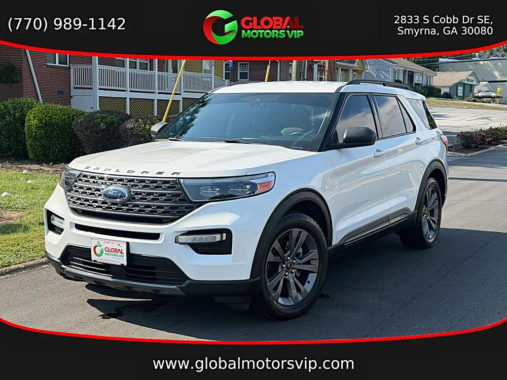 Ford Explorer photo 2