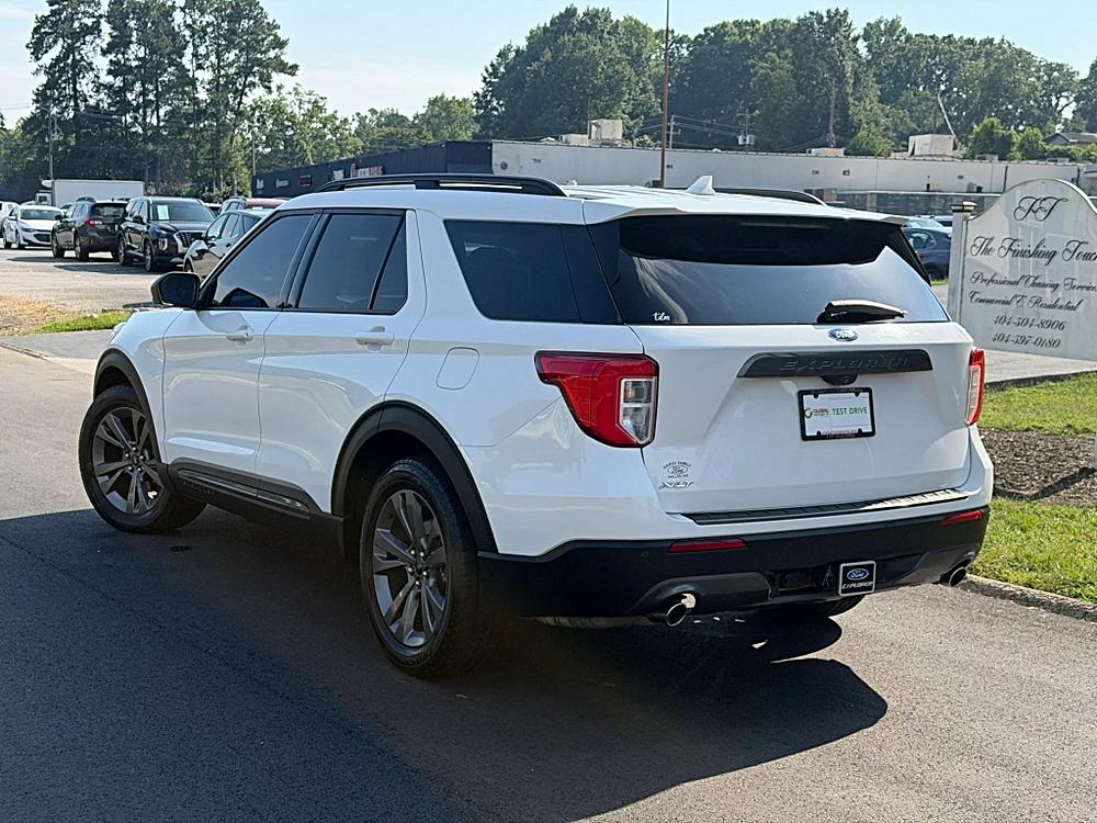 Ford Explorer photo 15