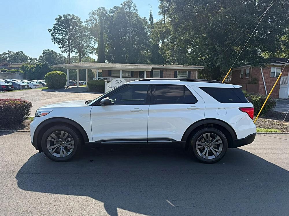 Ford Explorer photo 10