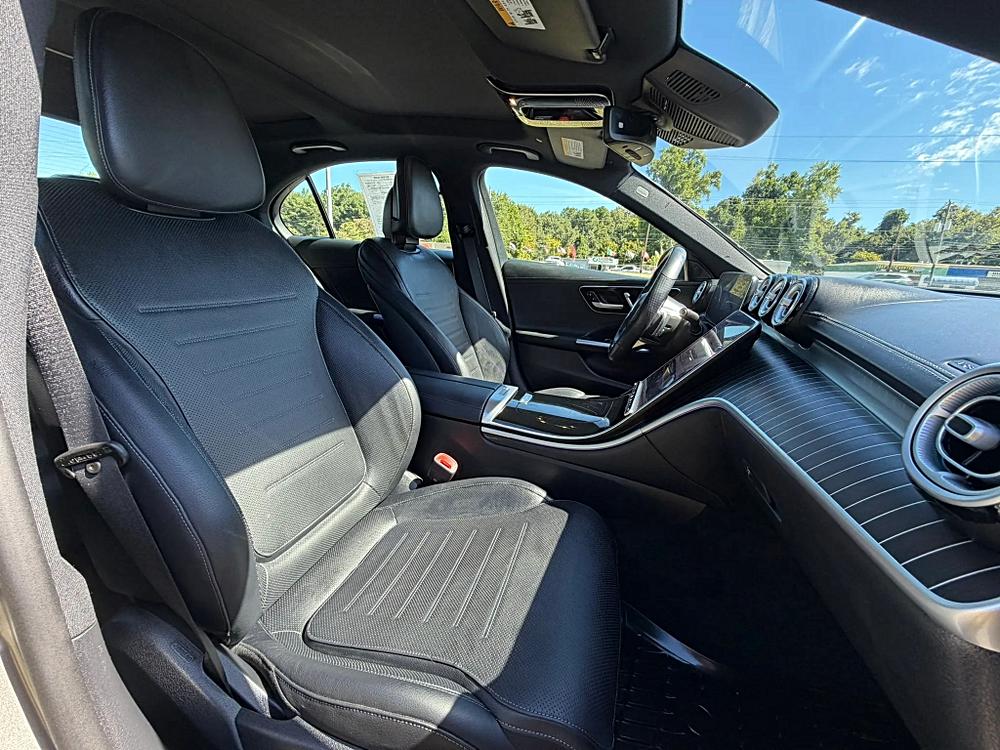 Mercedes-Benz C-Class photo 22