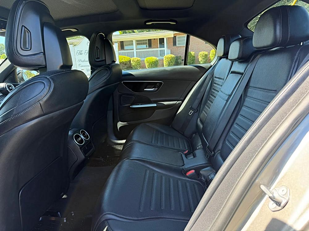 Mercedes-Benz C-Class photo 38