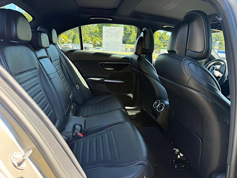 Mercedes-Benz C-Class photo 40