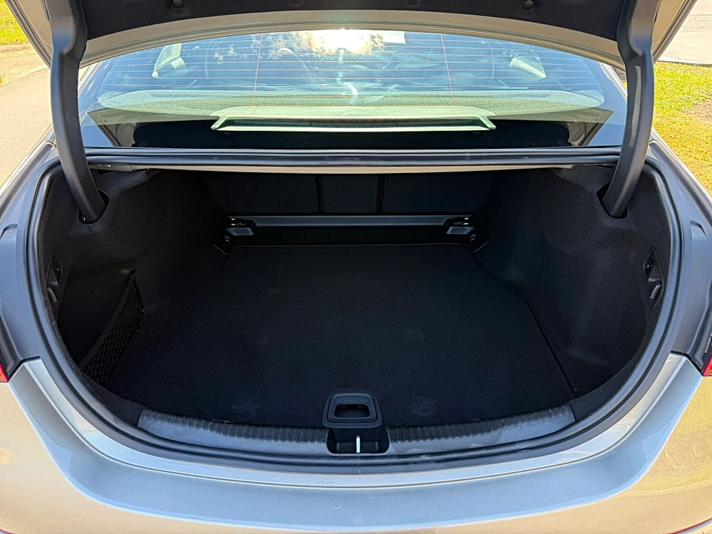 Mercedes-Benz C-Class photo 42