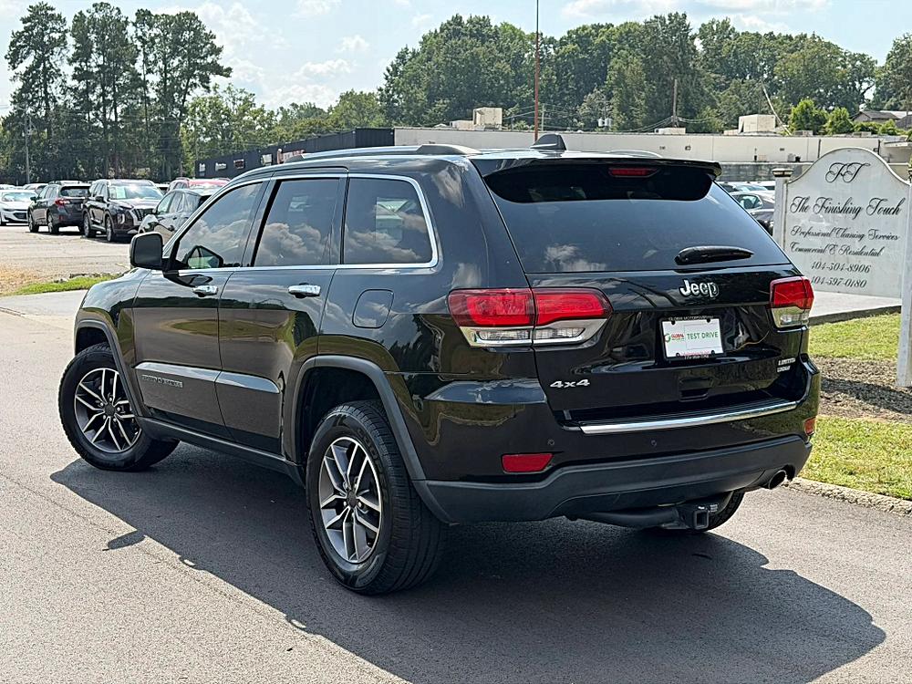 Jeep Grand Cherokee photo 13