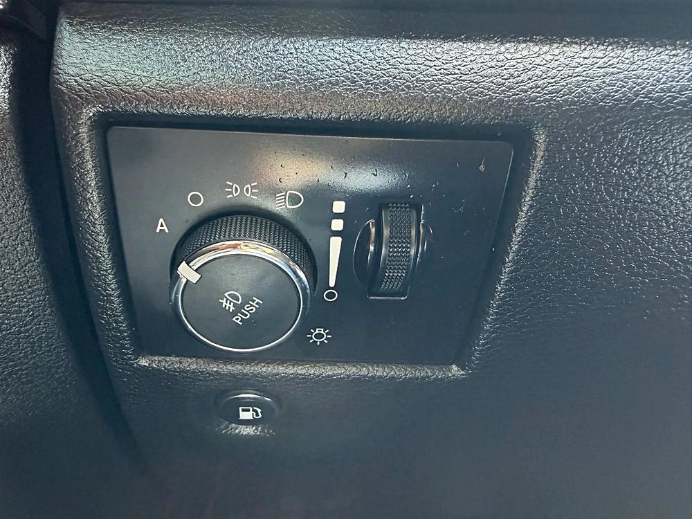 Jeep Grand Cherokee photo 32