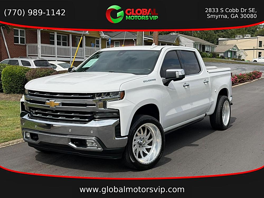 Chevrolet Silverado photo 2