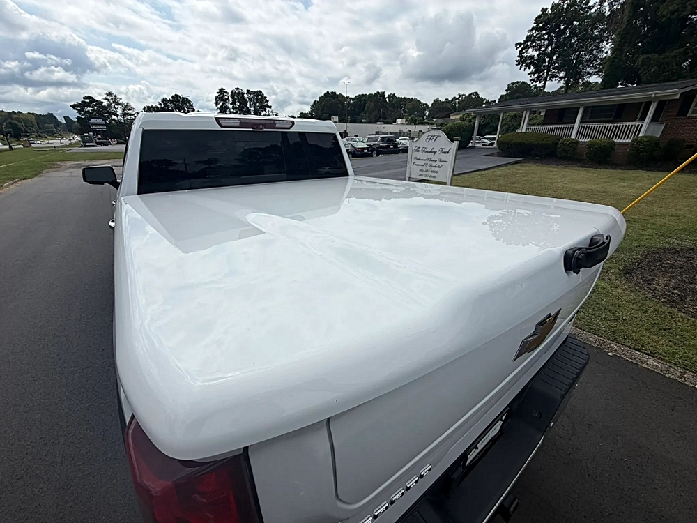 Chevrolet Silverado photo 15