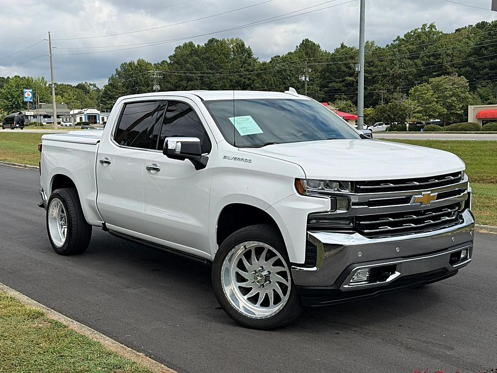 Chevrolet Silverado photo 4