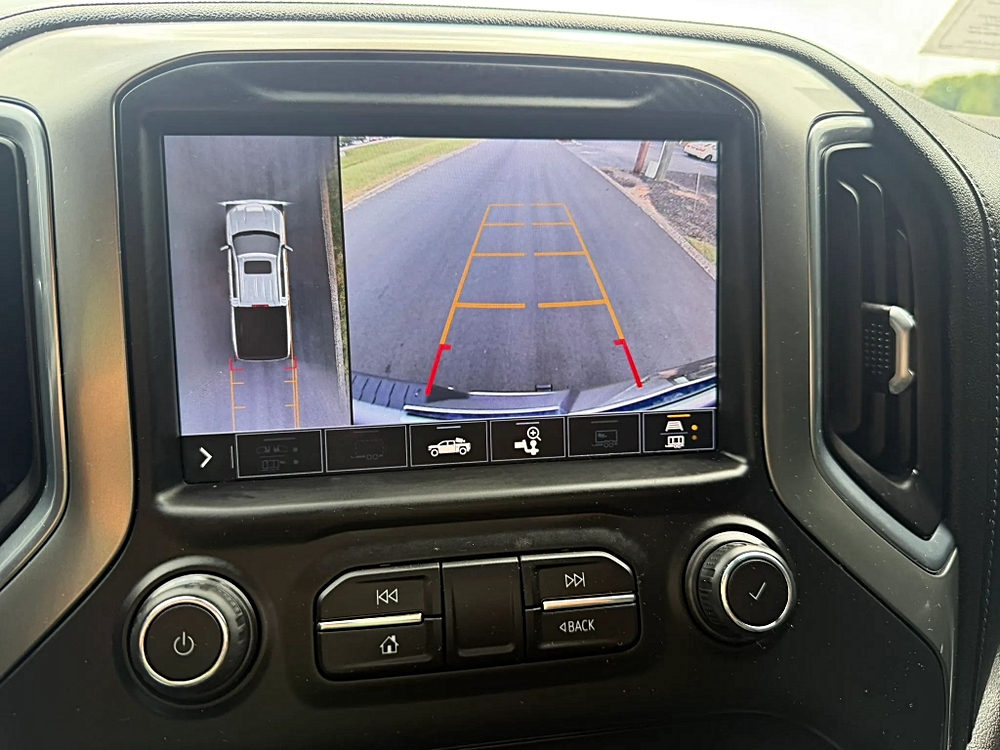 Chevrolet Silverado photo 38