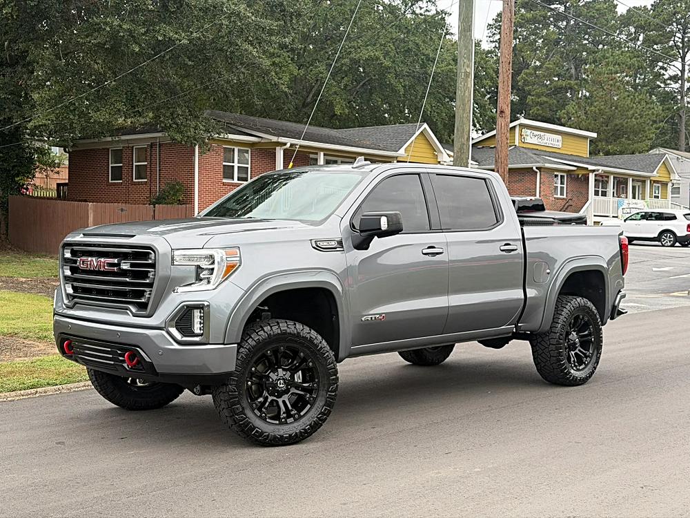 GMC Sierra photo 3