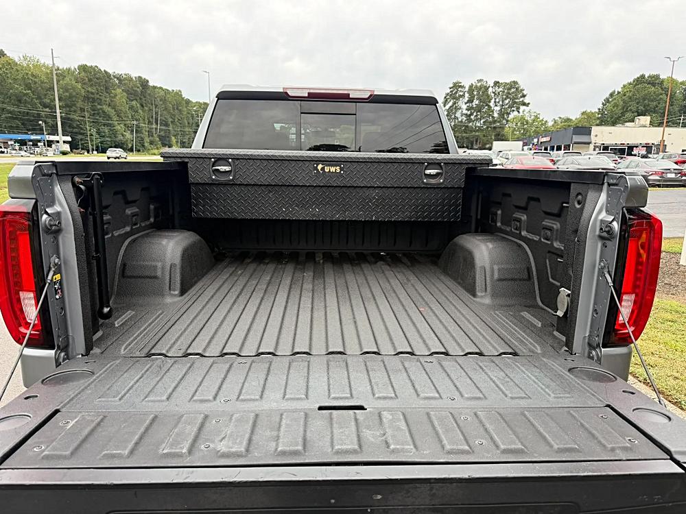 GMC Sierra photo 16