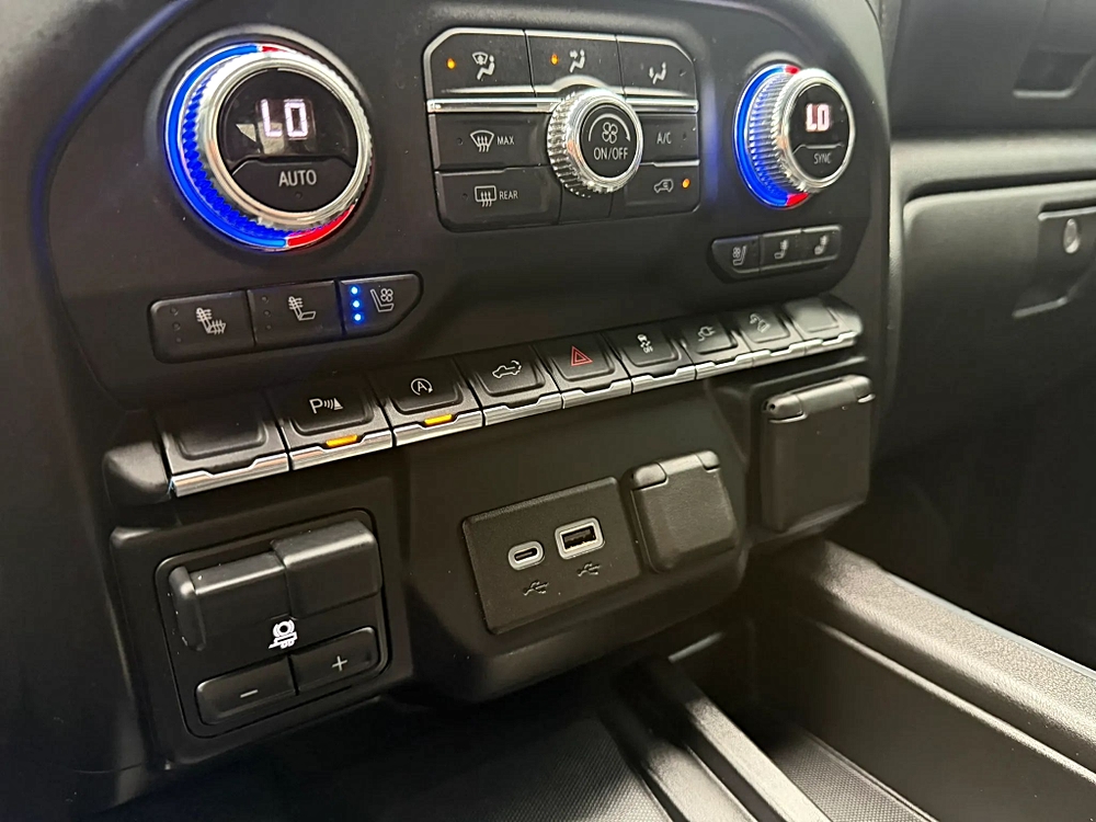 GMC Sierra photo 40