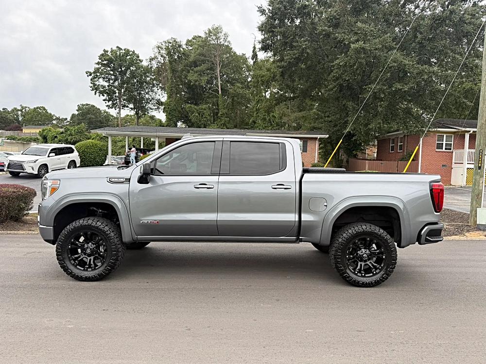 GMC Sierra photo 10