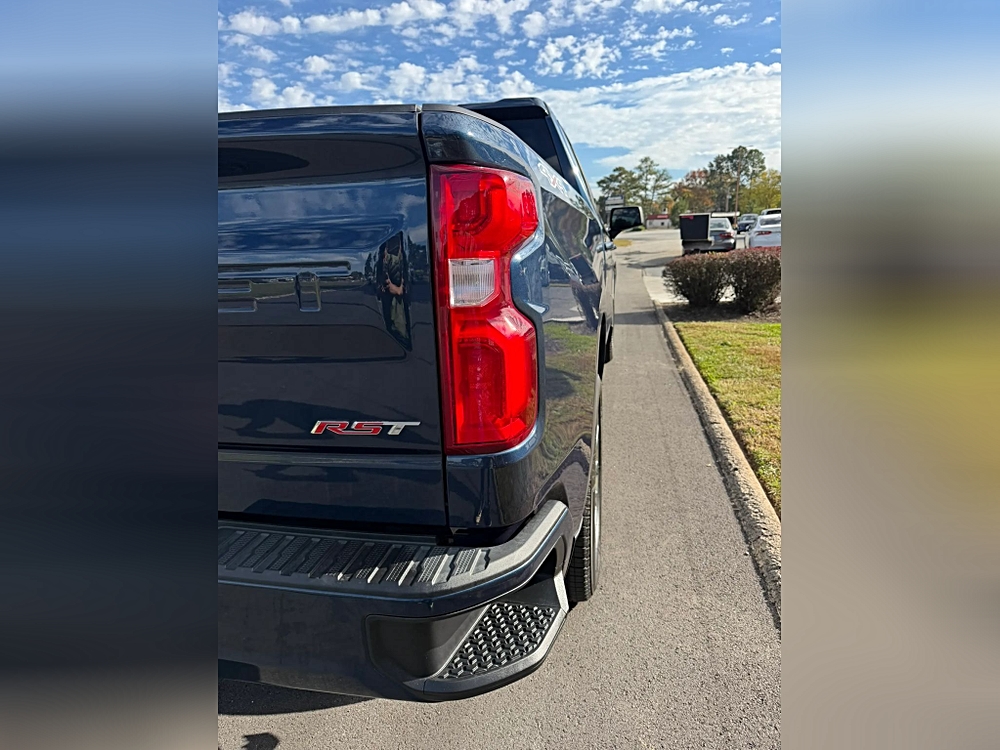 Chevrolet Silverado photo 12