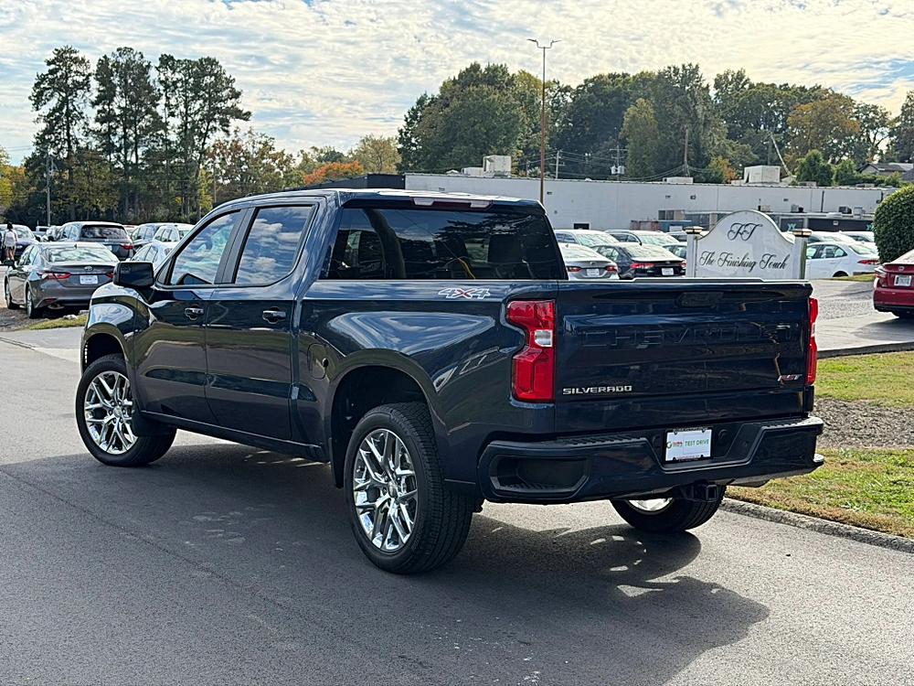 Chevrolet Silverado photo 15