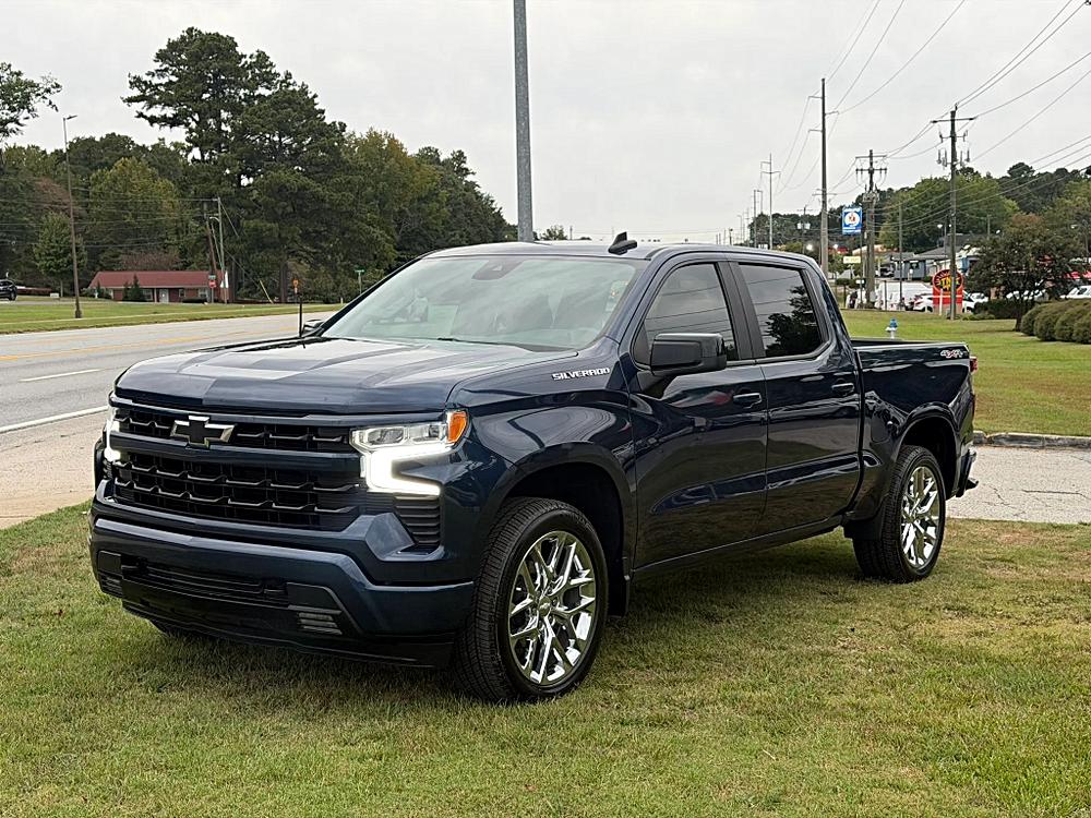 Chevrolet Silverado photo 4