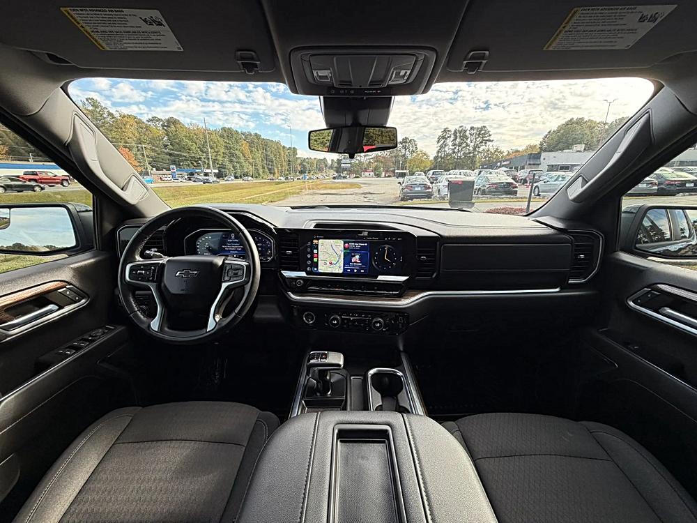 Chevrolet Silverado photo 29