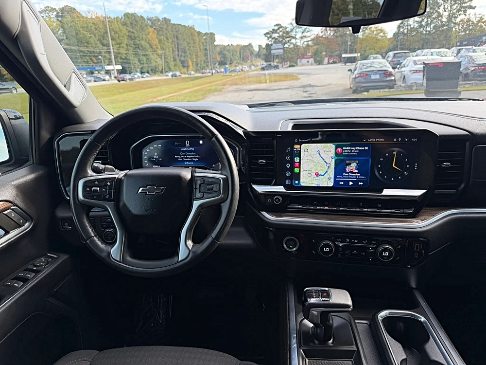 Chevrolet Silverado photo 30