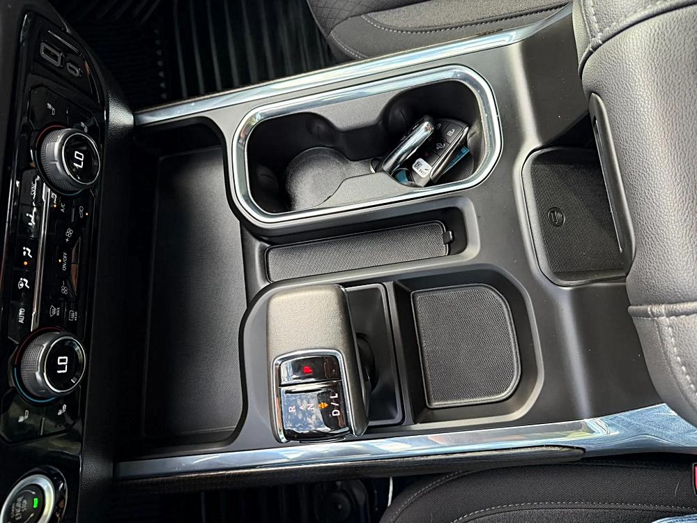 Chevrolet Silverado photo 38