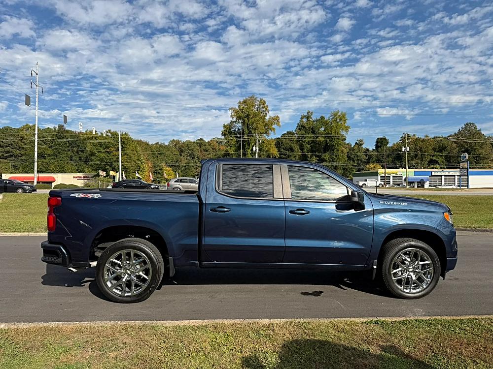 Chevrolet Silverado photo 9