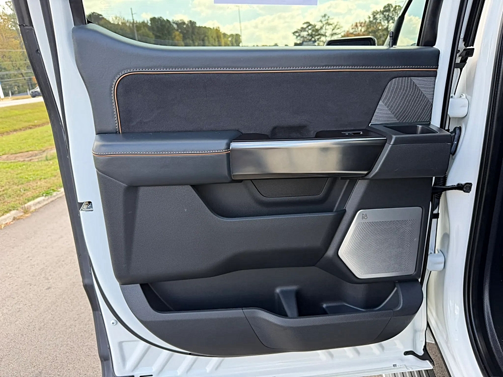 Ford F-150 photo 152