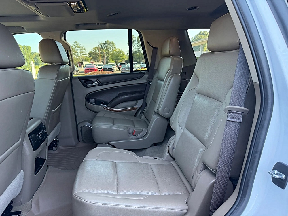Chevrolet Tahoe photo 92