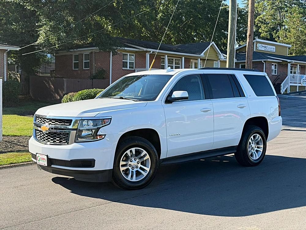 Chevrolet Tahoe photo 3