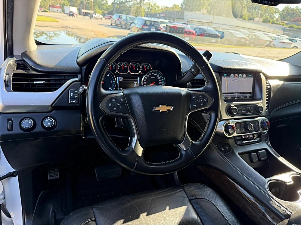 Chevrolet Tahoe photo 17