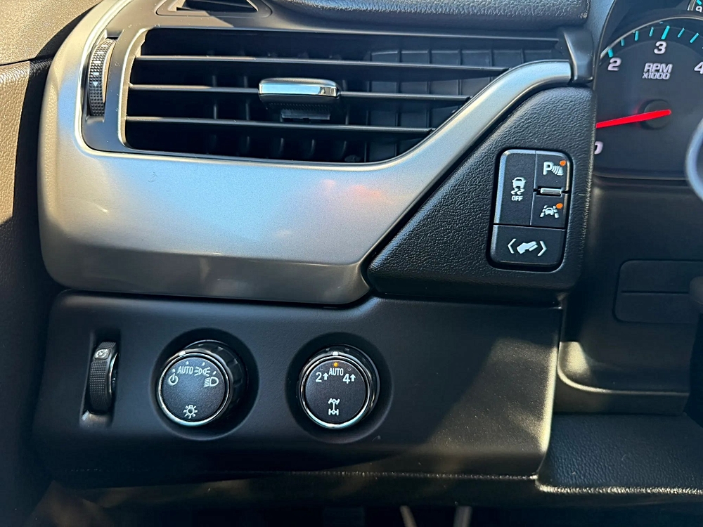 Chevrolet Tahoe photo 35