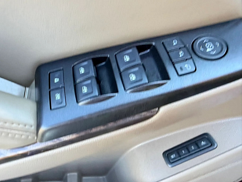 GMC Yukon photo 127