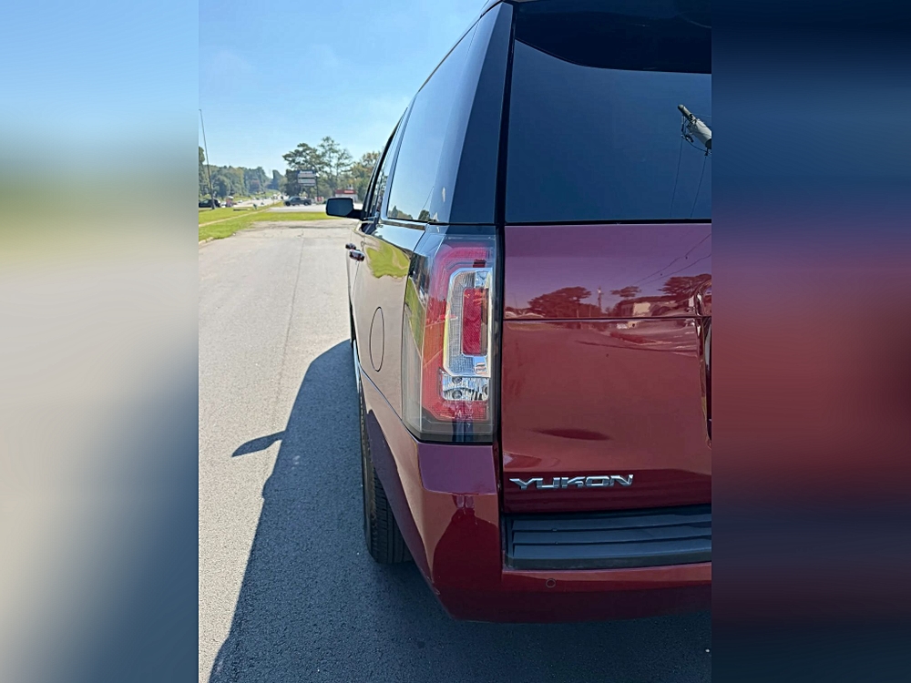 GMC Yukon photo 118