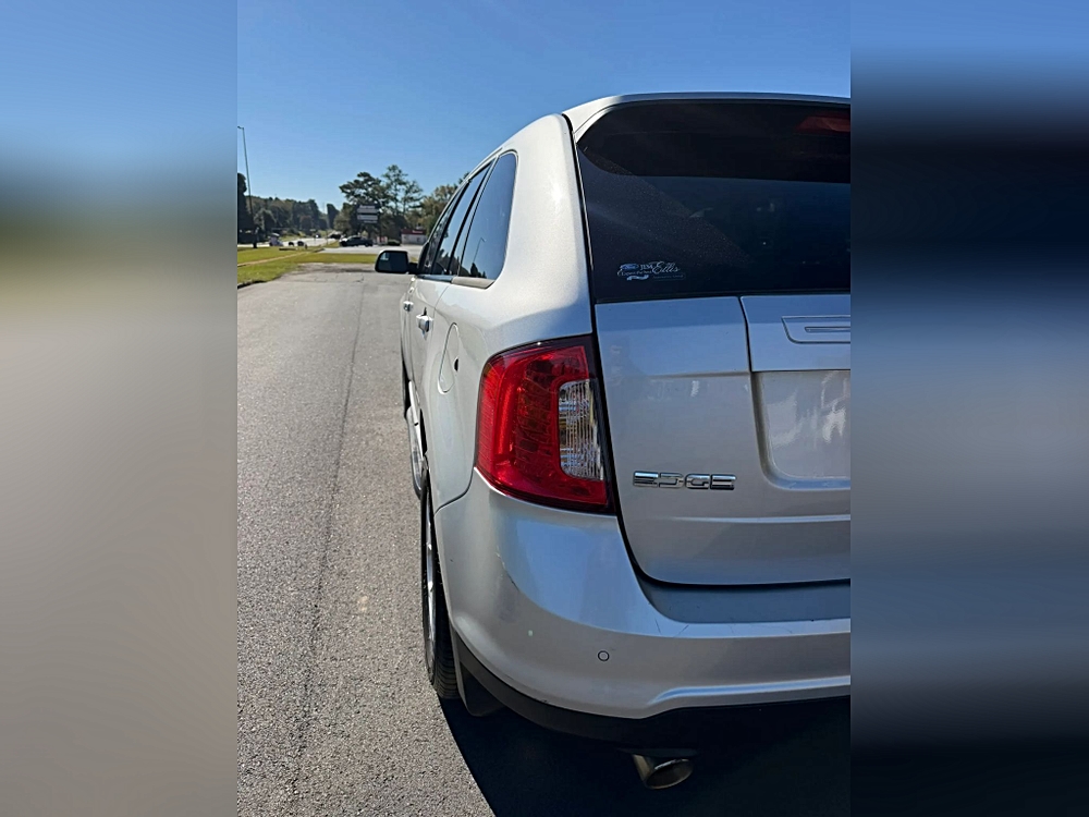 Ford Edge photo 12