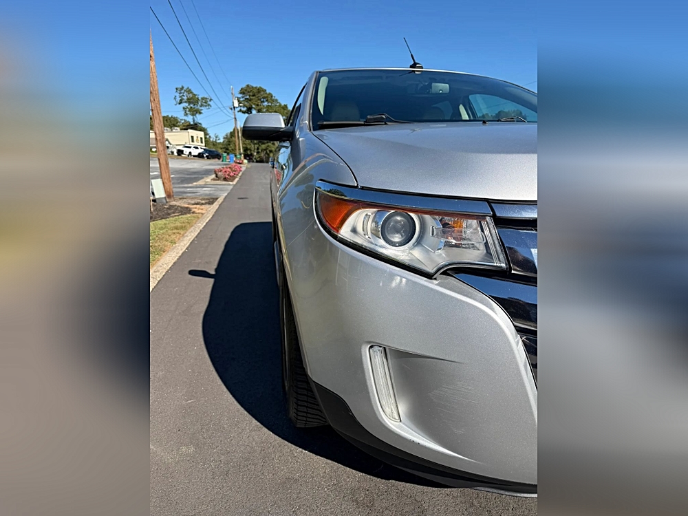 Ford Edge photo 7