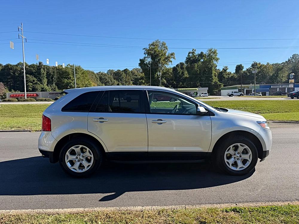 Ford Edge photo 8