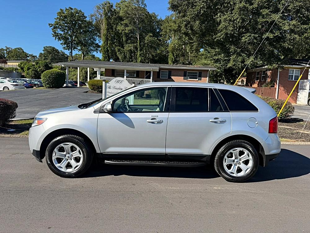 Ford Edge photo 9